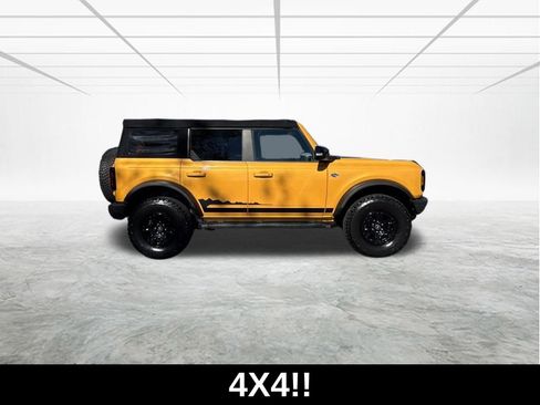 Used 2021 Ford Bronco Wildtrak image 3