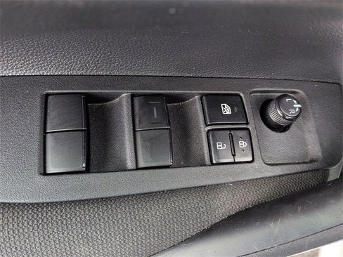 Certified 2025 Toyota Corolla LE image 14