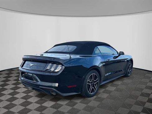Used 2020 Ford Mustang Premium image 5