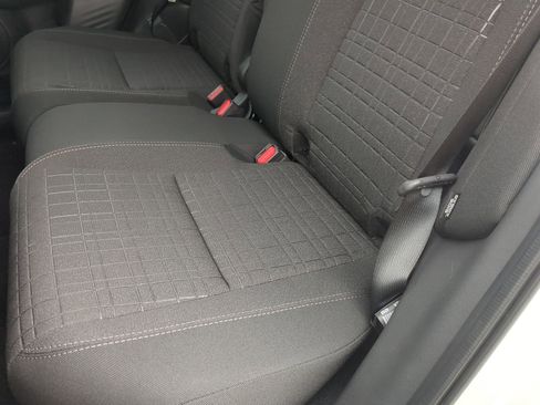 Certified 2025 Honda HR-V LX image 18