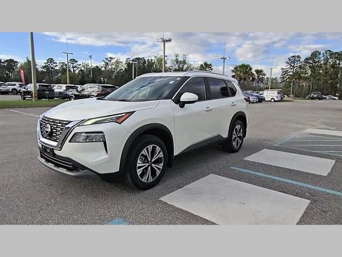 Used 2023 Nissan Rogue SV w/ SV Premium B Package image 24