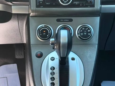 Used 2012 Nissan Sentra 2.0 SR w/ Convenience Pkg FWD image 19