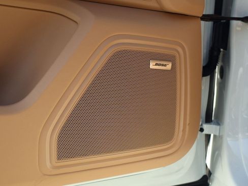 New 2026 Porsche Macan S image 14