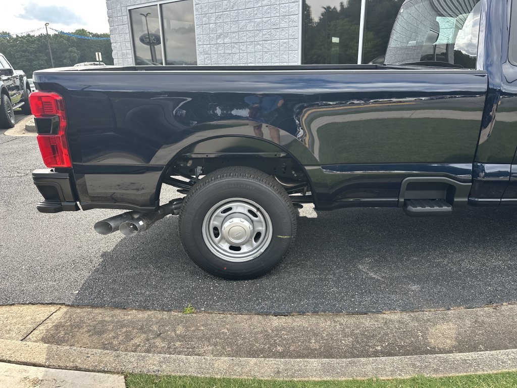 New 2025 Ford F350 XL w/ 360-Degree Camera Package RWD image 16