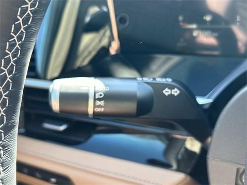 Certified 2025 INFINITI QX80 Sensory image 35