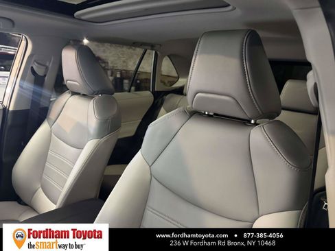 Used 2024 Toyota RAV4 XLE Premium w/ Weather Package AWD/4WD image 19