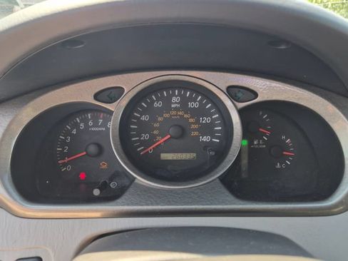 Used 2003 Toyota Highlander 4WD V6 image 21