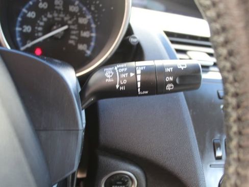 Used 2013 MAZDA MAZDA3 i Touring image 18