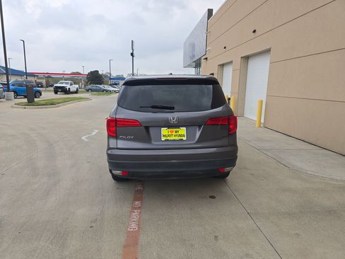 Used 2018 Honda Pilot EX image 35
