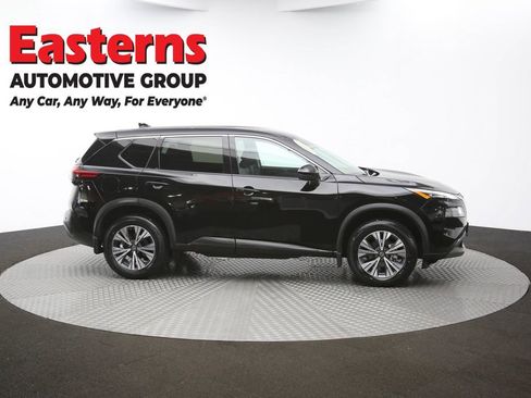 Used 2021 Nissan Rogue SV image 43