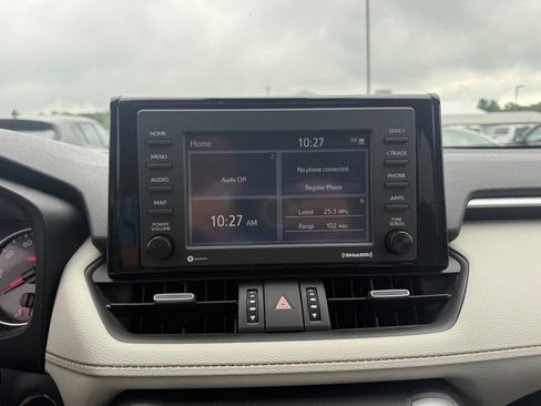 Used 2022 Toyota RAV4 XLE Premium AWD/4WD image 11