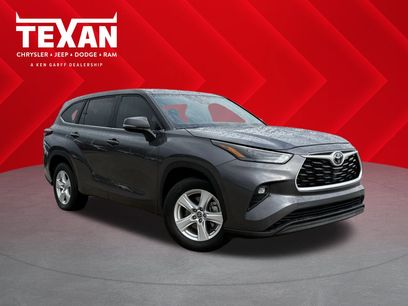 Used 2023 Toyota Highlander L