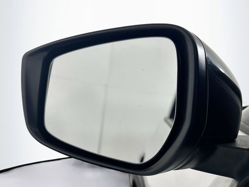 Used 2024 Nissan Kicks SR image 16