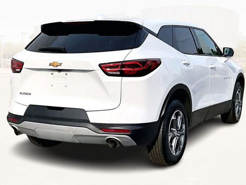 Used 2025 Chevrolet Blazer LT image 6