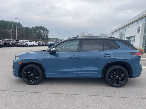 New 2026 Volkswagen Tiguan SE R-Line FWD image 3