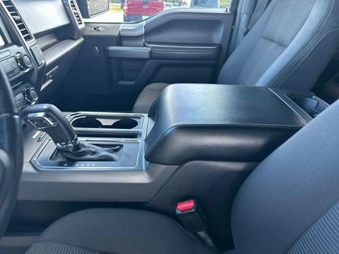 Used 2017 Ford F150 XLT w/ Equipment Group 302A Luxury AWD/4WD image 13
