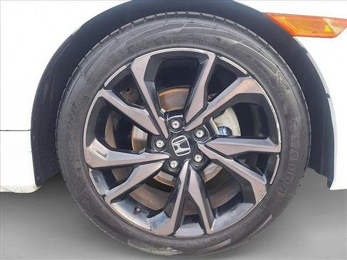 Used 2019 Honda Civic Sport image 21