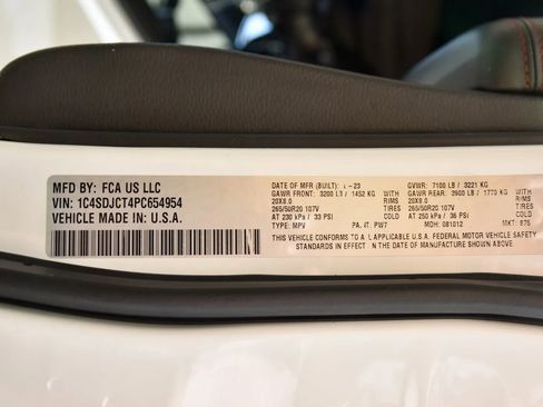 Used 2023 Dodge Durango R/T image 33