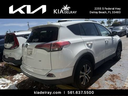 Used 2018 Toyota RAV4 LE w/ All Weather Liner Package FWD image 2
