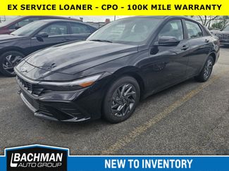 Used 2025 Hyundai Elantra Blue video 2