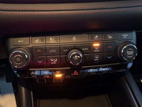 Used 2024 Dodge Durango GT image 20