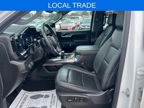 Certified 2025 Chevrolet Silverado 1500 LTZ w/ Technology Package image 15