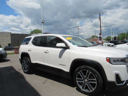 Used 2020 GMC Acadia SLT w/ Driver Alert Package II AWD/4WD image 6