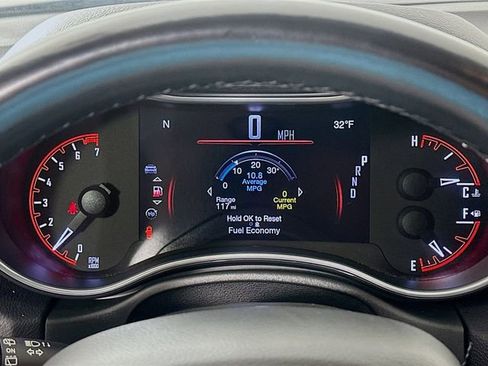 Used 2020 Dodge Durango SXT image 12