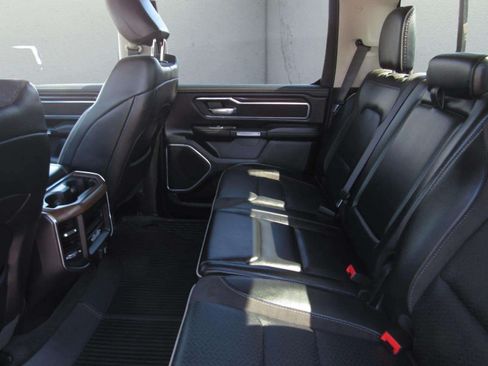 Used 2022 RAM 1500 Laramie AWD/4WD image 12