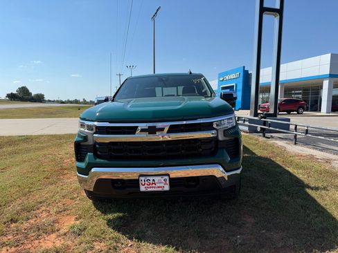 New 2025 Chevrolet Silverado 1500 LT image 3