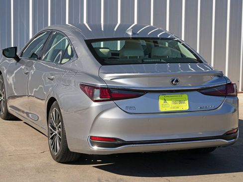 Used 2022 Lexus ES 300h w/ Premium Package image 51
