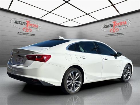 Used 2023 Chevrolet Malibu LT image 4