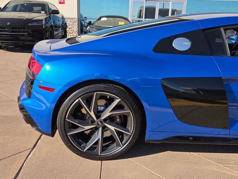Used 2021 Audi R8 V10 image 9
