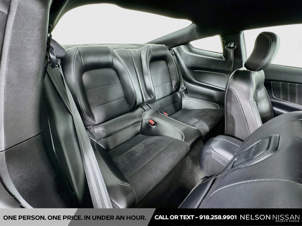 Used 2018 Ford Mustang GT Premium w/ Carbon Sport Interior Package RWD image 26