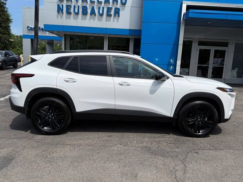 Used 2026 Chevrolet Trax ACTIV w/ Driver Confidence Package FWD image 4