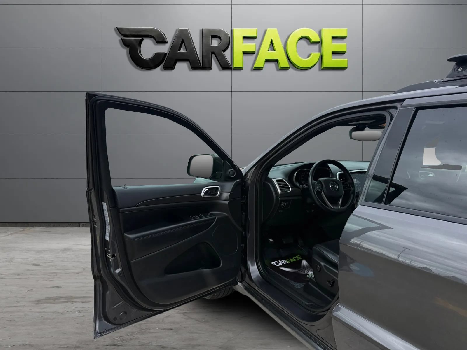 Used 2018 Jeep Grand Cherokee Altitude AWD/4WD image 15