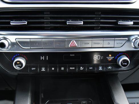 Used 2022 Kia Telluride LX image 23