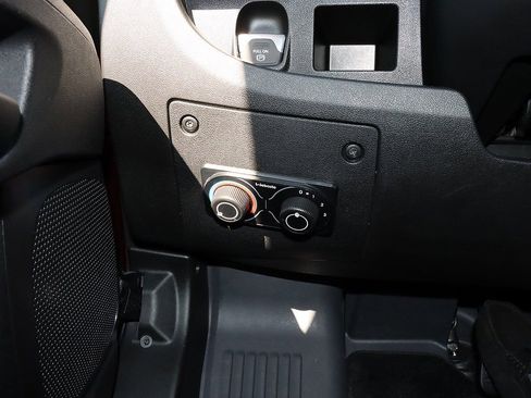 Used 2023 RAM ProMaster 2500 w/ Premium Convenience Group (B) image 33