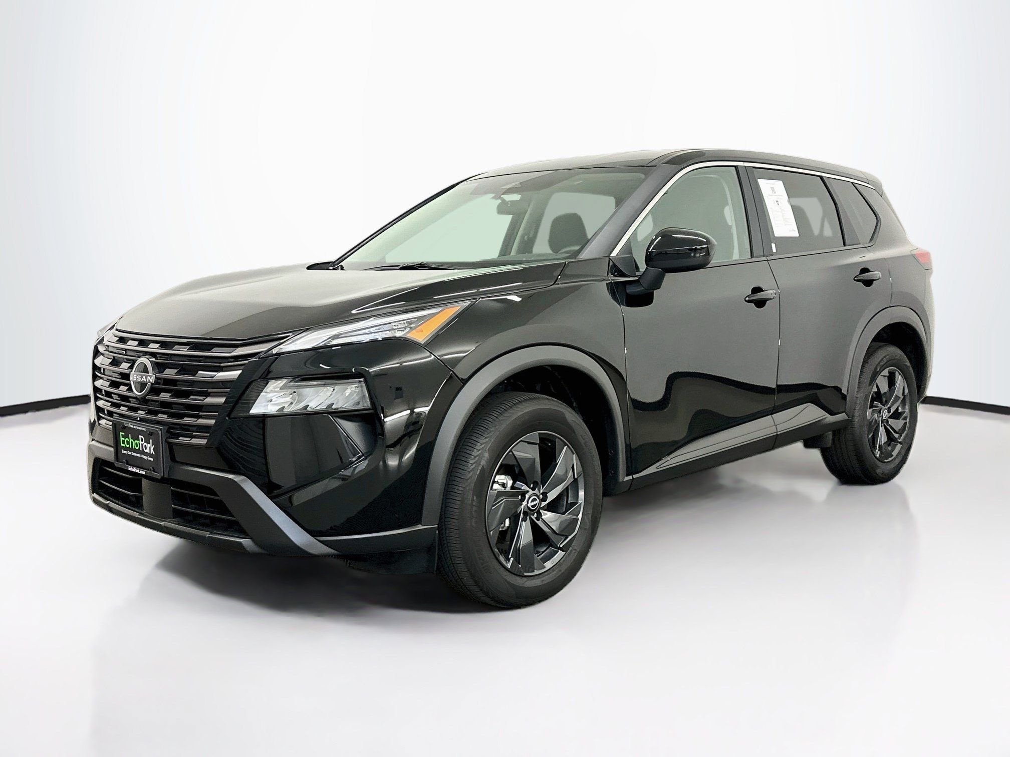 Used 2026 Nissan Rogue SV AWD/4WD image 3