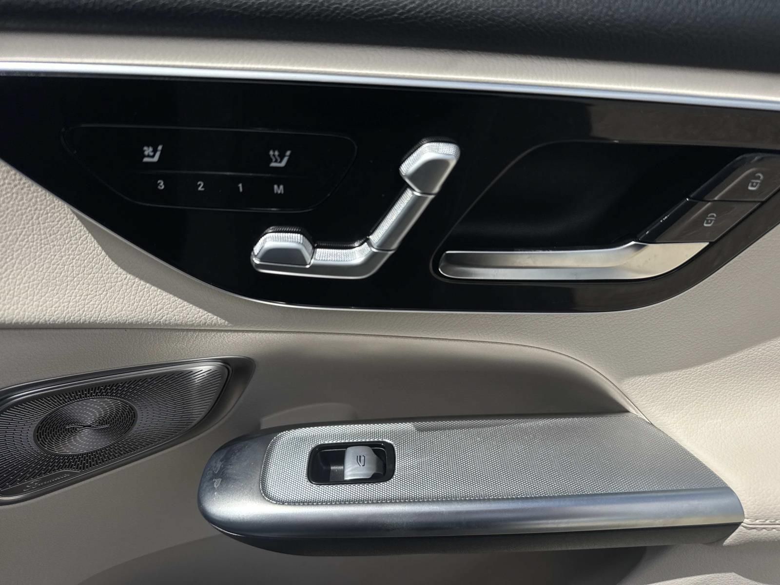 Used 2026 Mercedes-Benz GLC 300 image 16