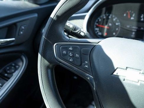 Used 2023 Chevrolet Malibu LT image 19