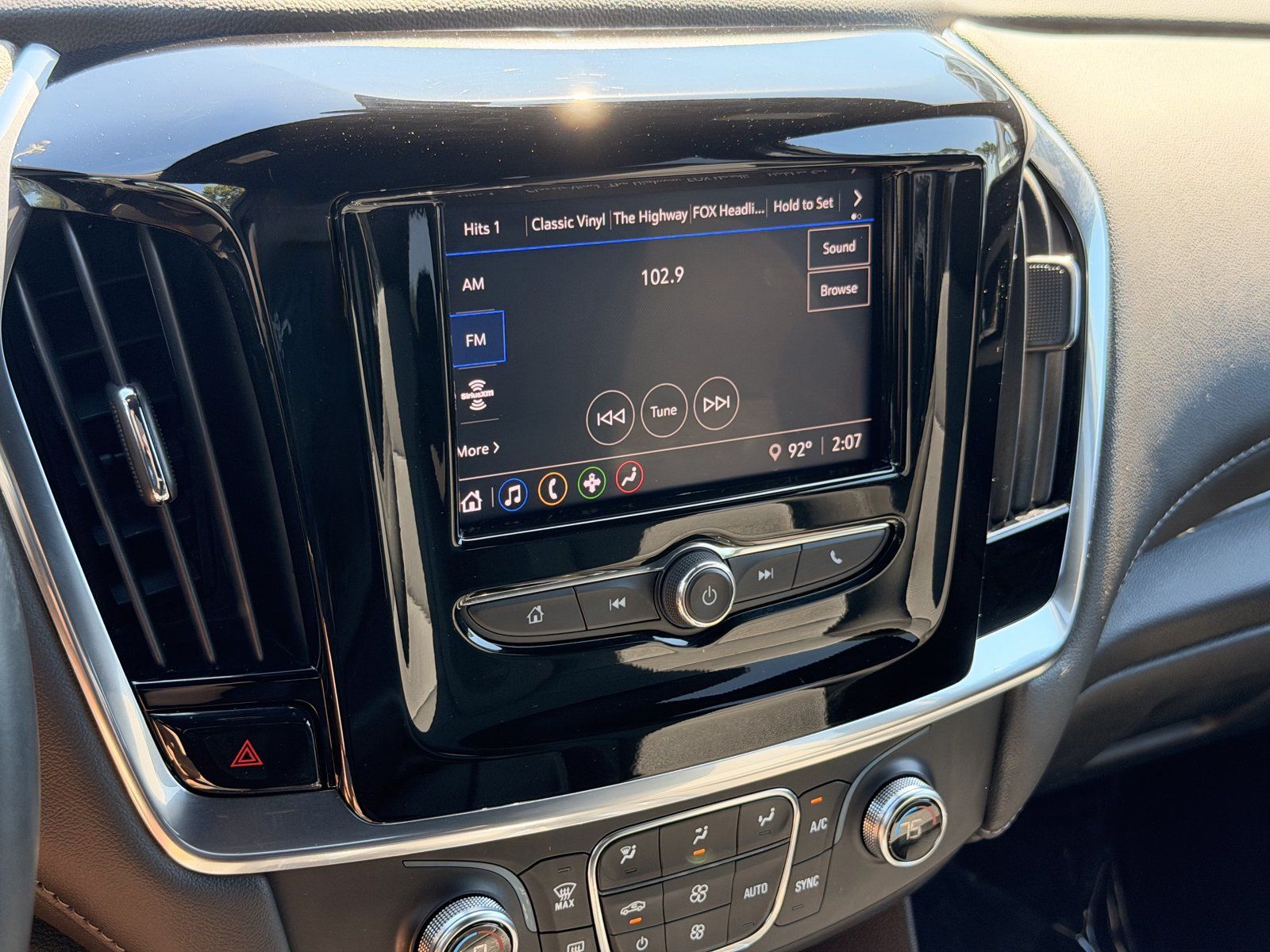 Used 2023 Chevrolet Traverse LT w/ LPO, Cargo Package FWD image 22