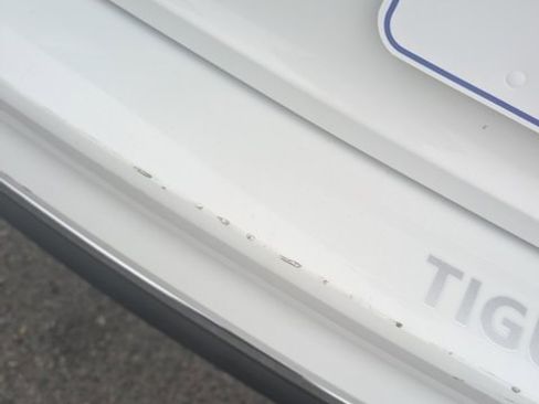 Used 2018 Volkswagen Tiguan SE w/ 3rd Row Seat Package image 10