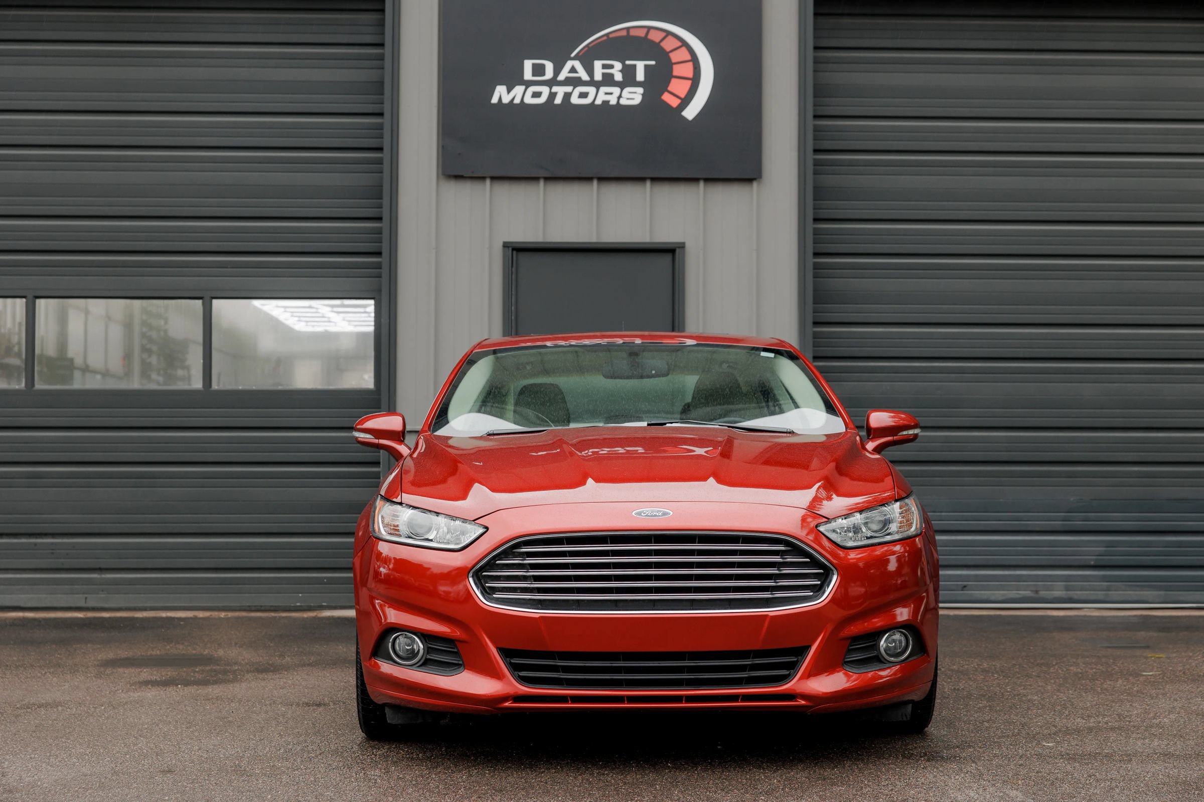 Used 2015 Ford Fusion SE w/ Equipment Group 502A FWD image 2