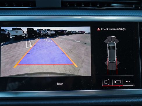 New 2025 Audi Q3 2.0T Premium image 35