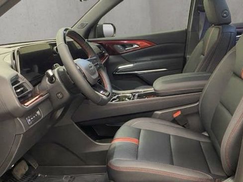 New 2026 Chevrolet Traverse RS w/ LPO, Floor Liner Package AWD/4WD image 21