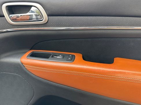 Used 2015 Jeep Grand Cherokee SRT w/ Trailer Tow Group IV AWD/4WD image 19