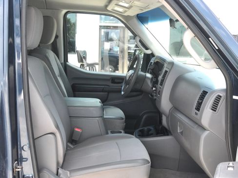 Used 2013 Nissan NV 3500 SV w/ Technology Pkg RWD image 7