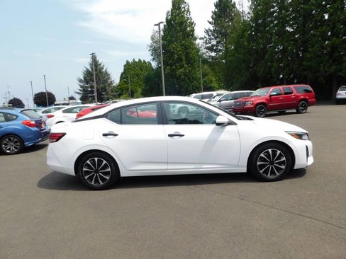 Used 2024 Nissan Sentra S FWD image 20