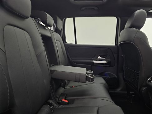 Certified 2025 Mercedes-Benz GLB 250 4MATIC image 27